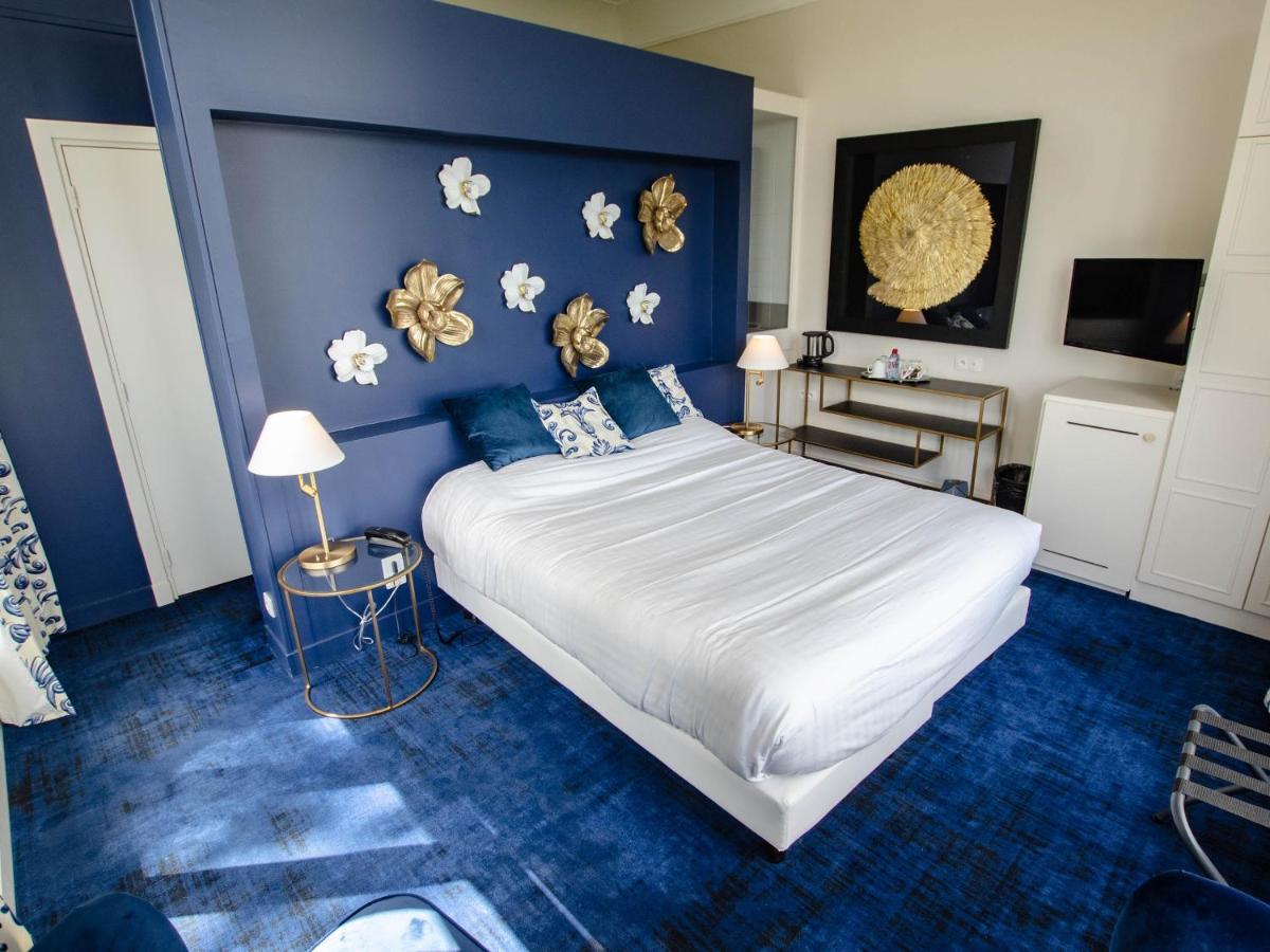Domaine De La Corniche Hotel Rolleboise Екстериор снимка