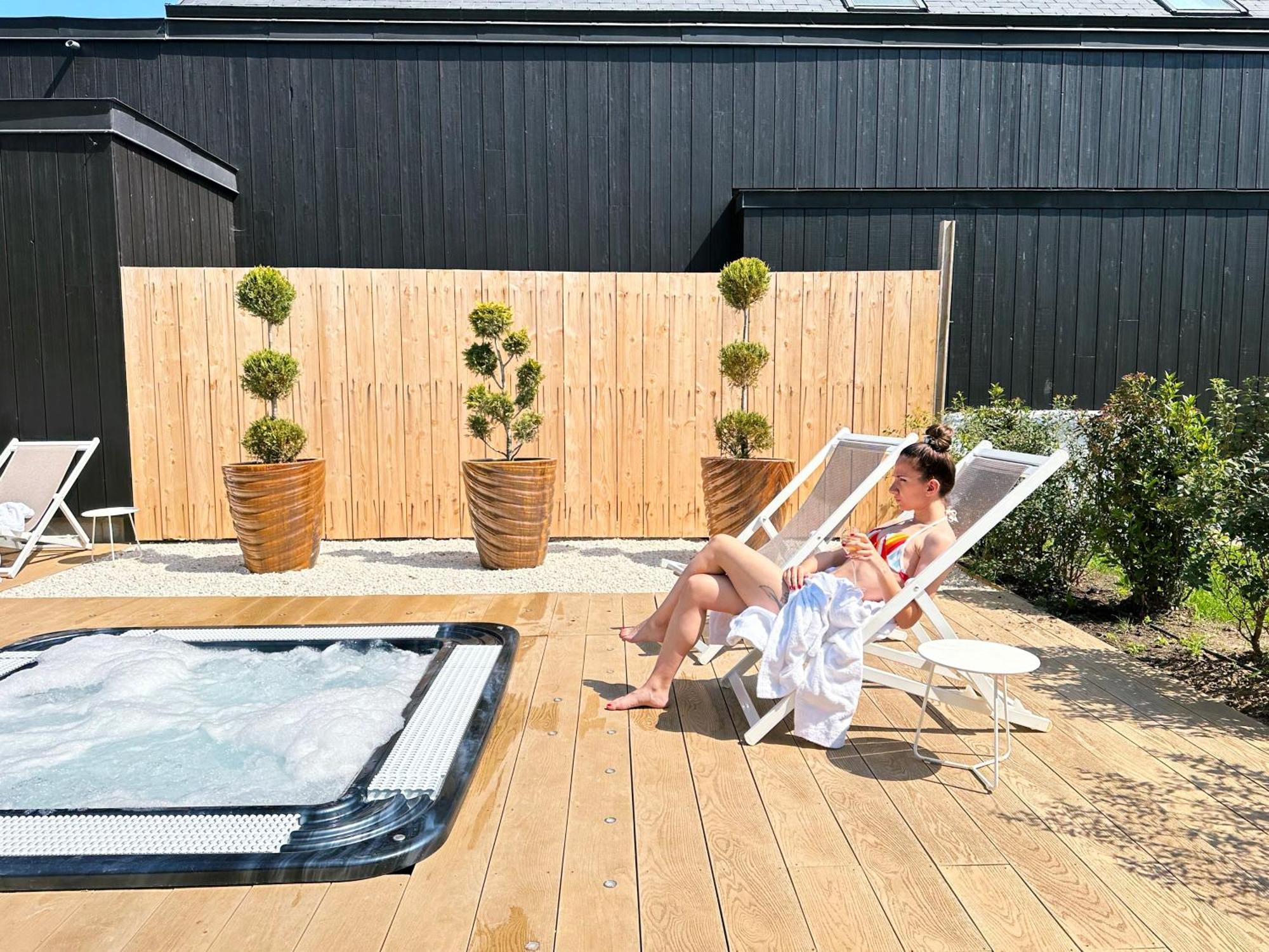 Domaine De La Corniche Hotel Rolleboise Екстериор снимка