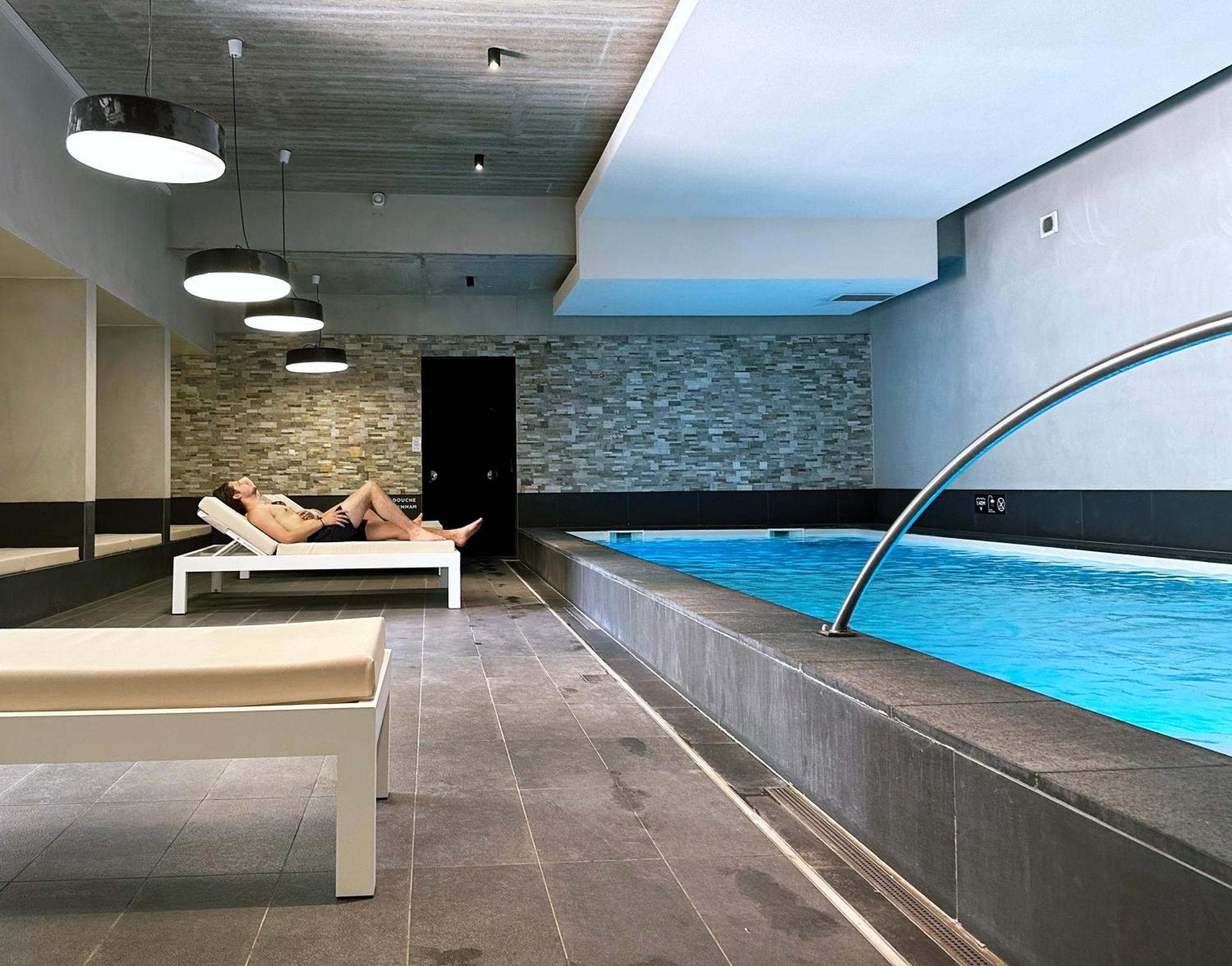 Domaine De La Corniche Hotel Rolleboise Екстериор снимка